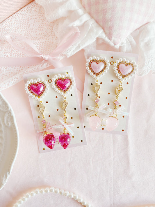 珍珠心心草莓耳環