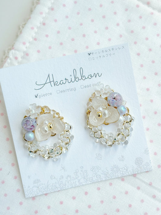 淡色花花圓環耳環