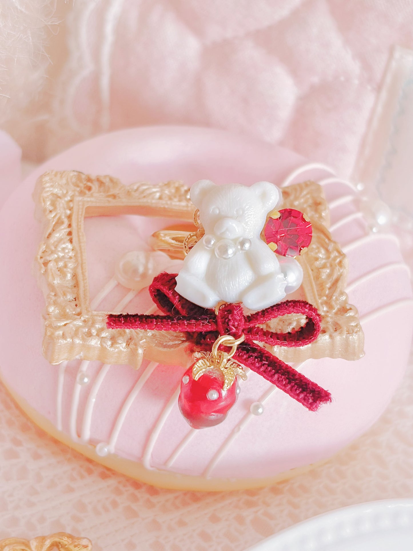 日本手工—小熊蝴蝶結草莓戒指