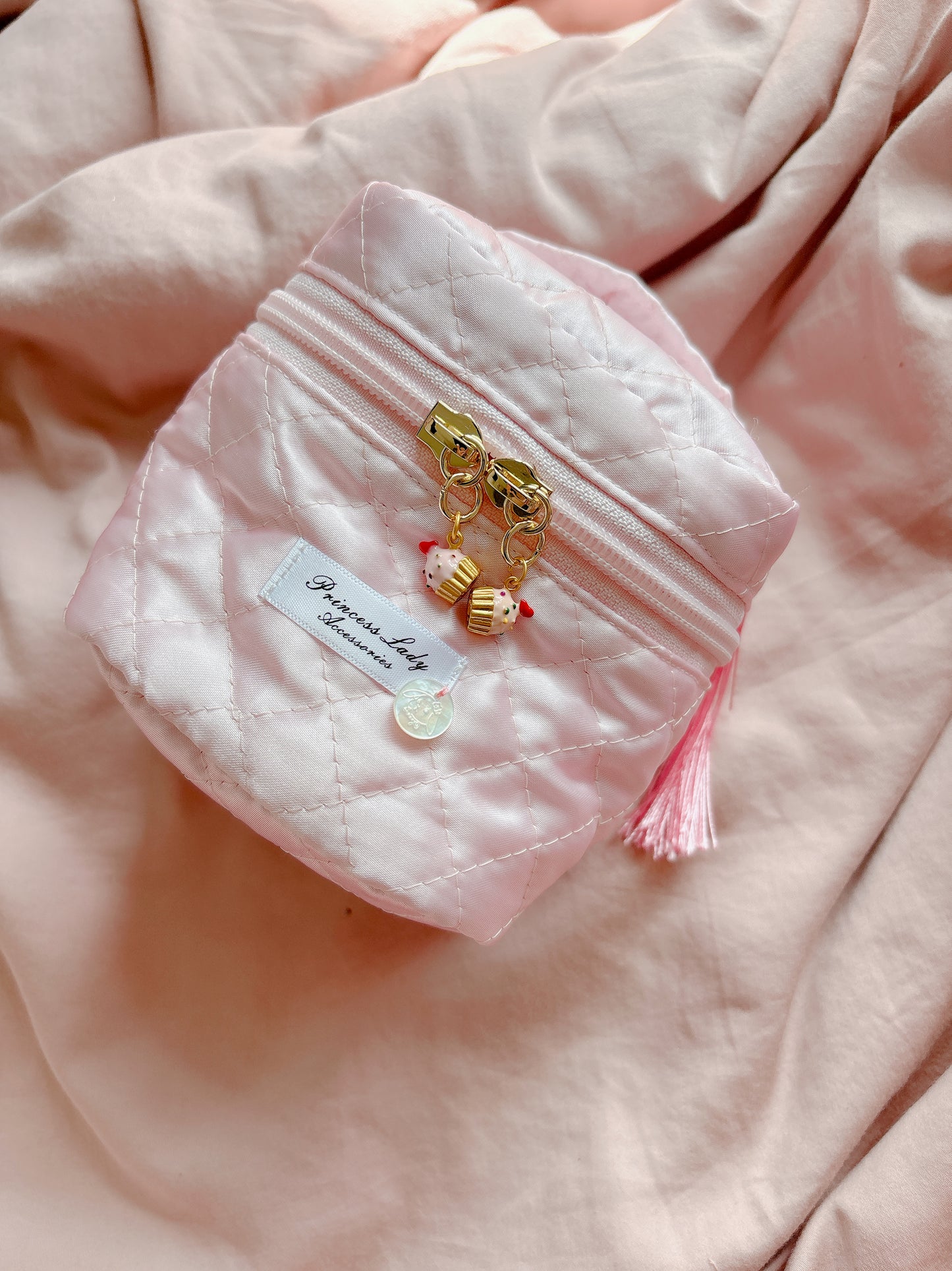 柔粉甜美水桶化妝袋