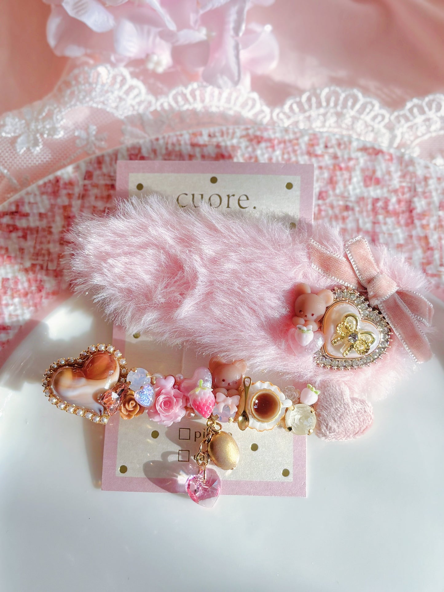 小熊粉色毛毛咖啡豆髮夾 (一對)