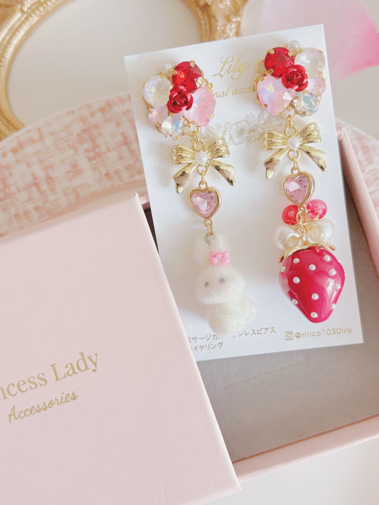 日本手作-可愛小兔草莓耳環