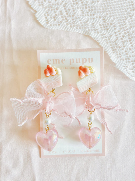 日本手工—草莓蝴蝶結心心耳環￼