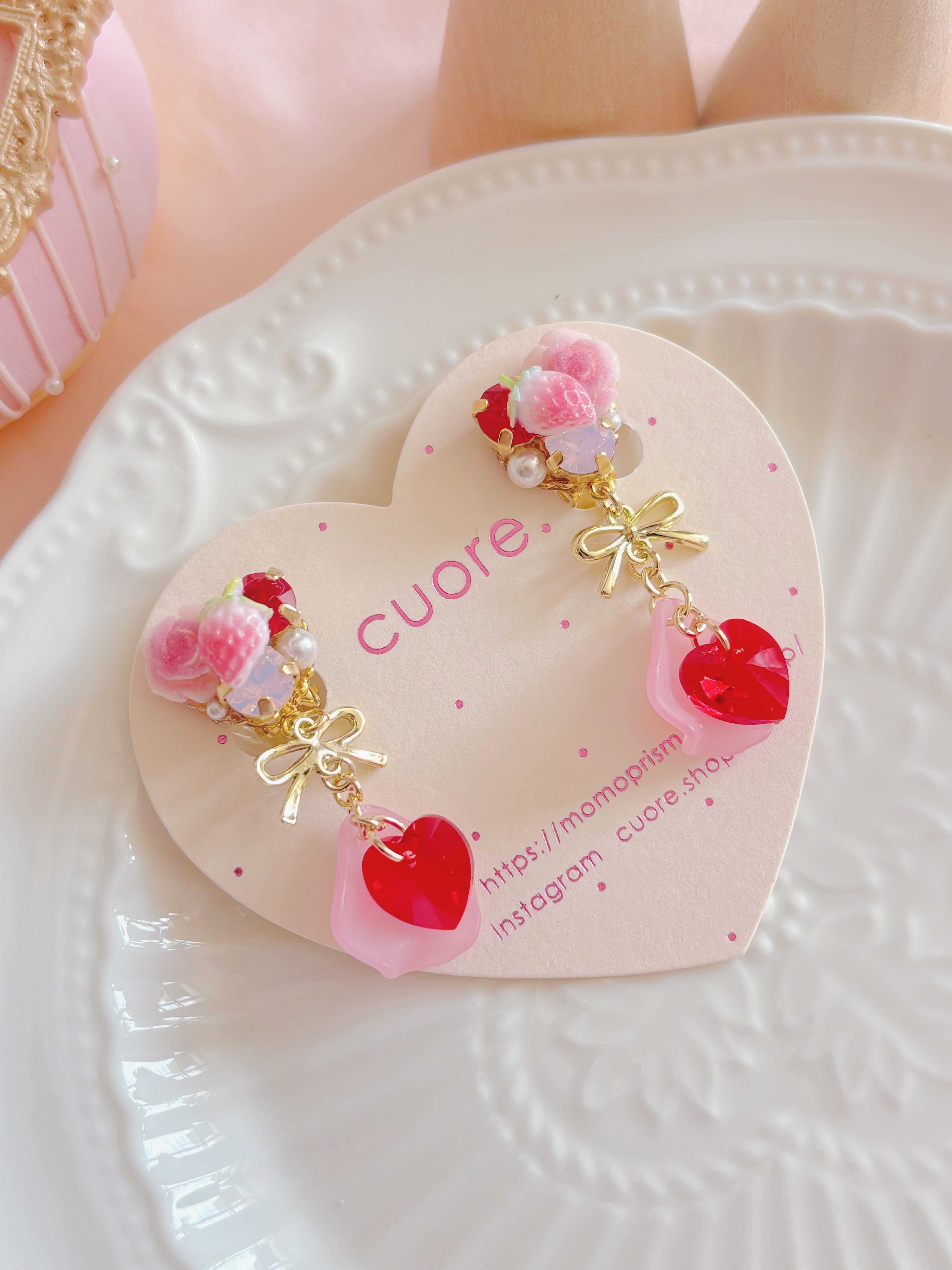 日本手工—草莓玫瑰花（耳夾）