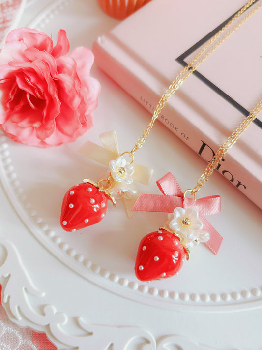 日本手工—草莓花花頸鍊