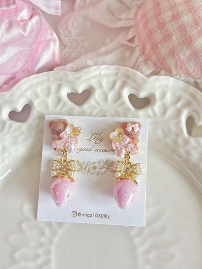 日本可愛手工—Lily小熊草莓水晶耳環