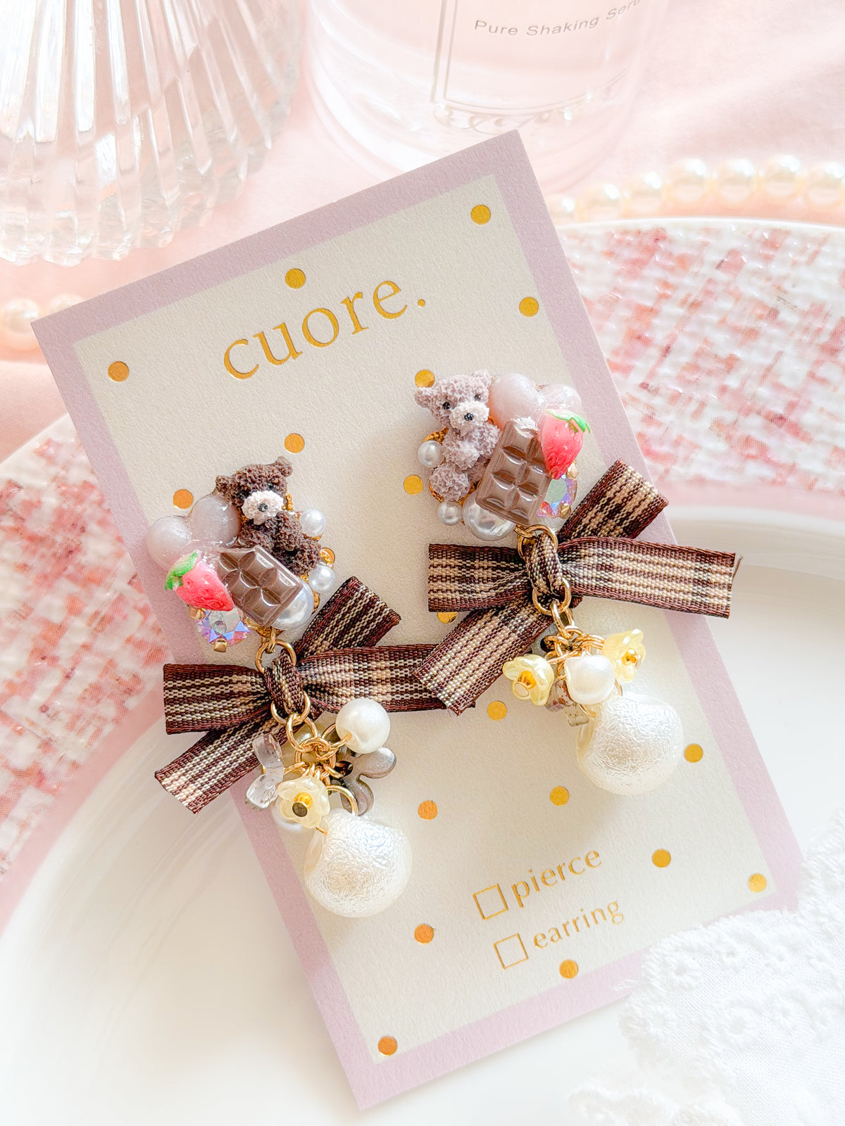 CUORE｜小熊朱古力蝶結珍珠耳環