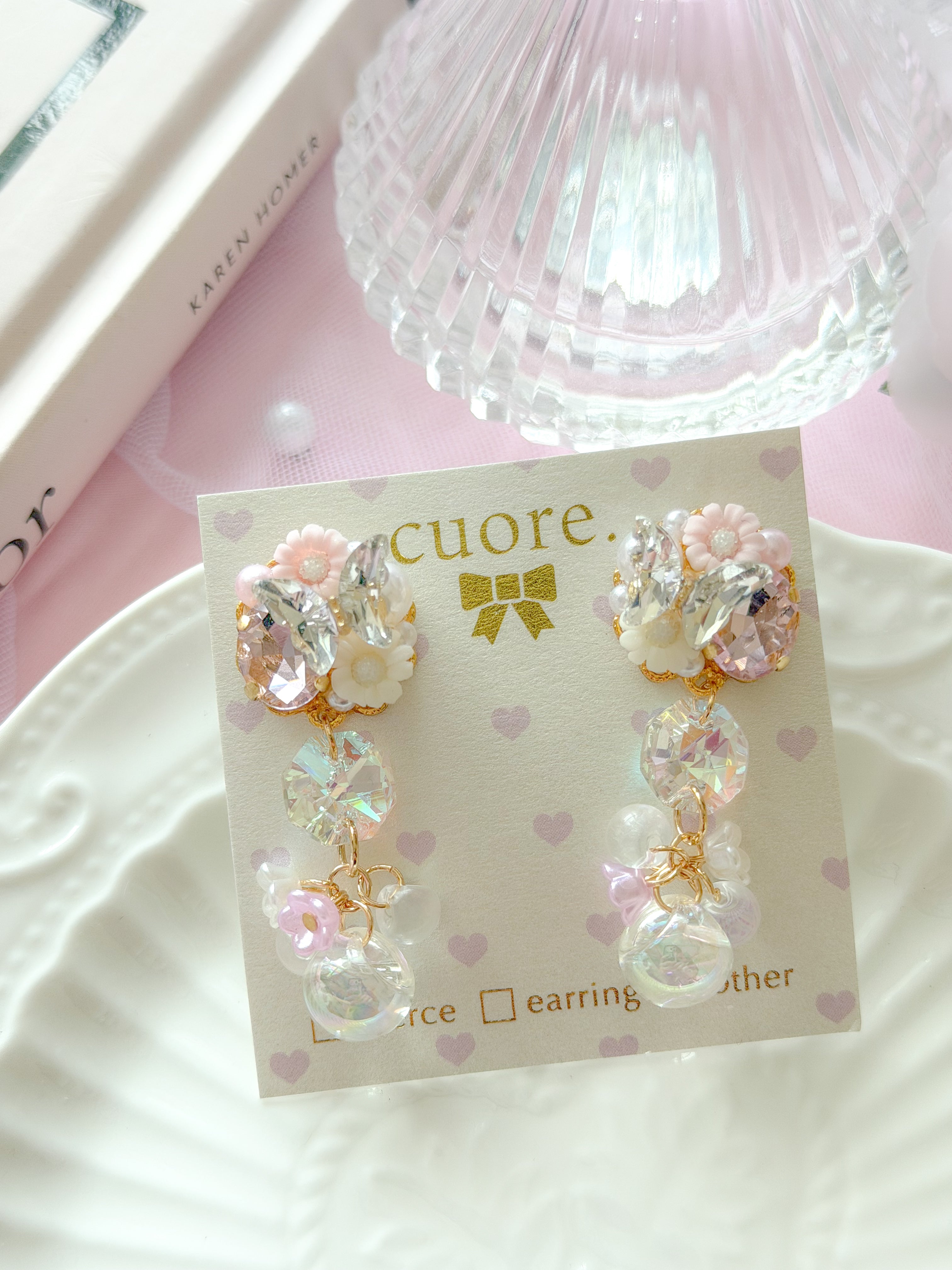Cuore 獨家| 簡約蝴蝶結水晶耳環