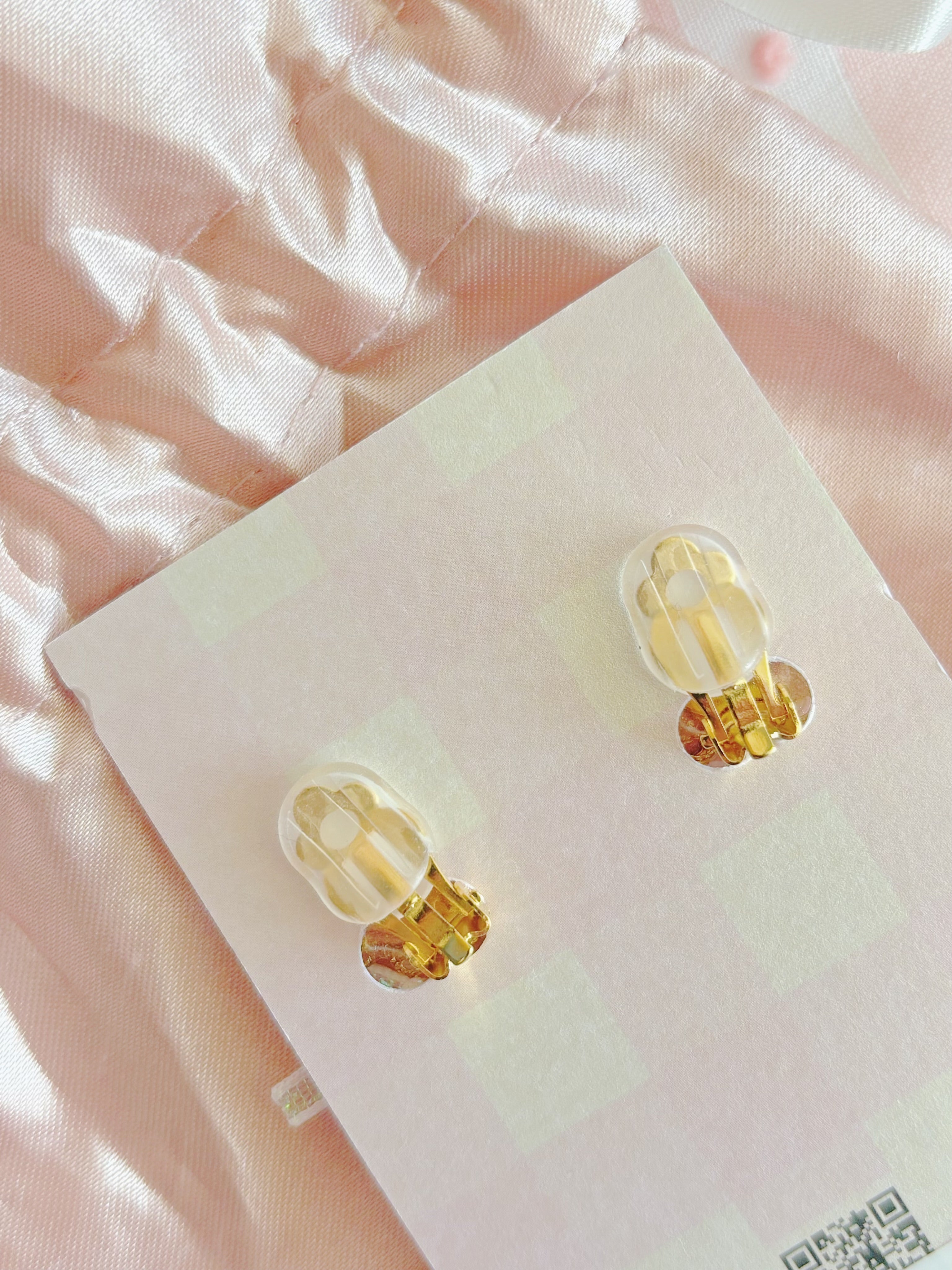 人氣商品—小熊珍珠心心（耳環/耳夾）