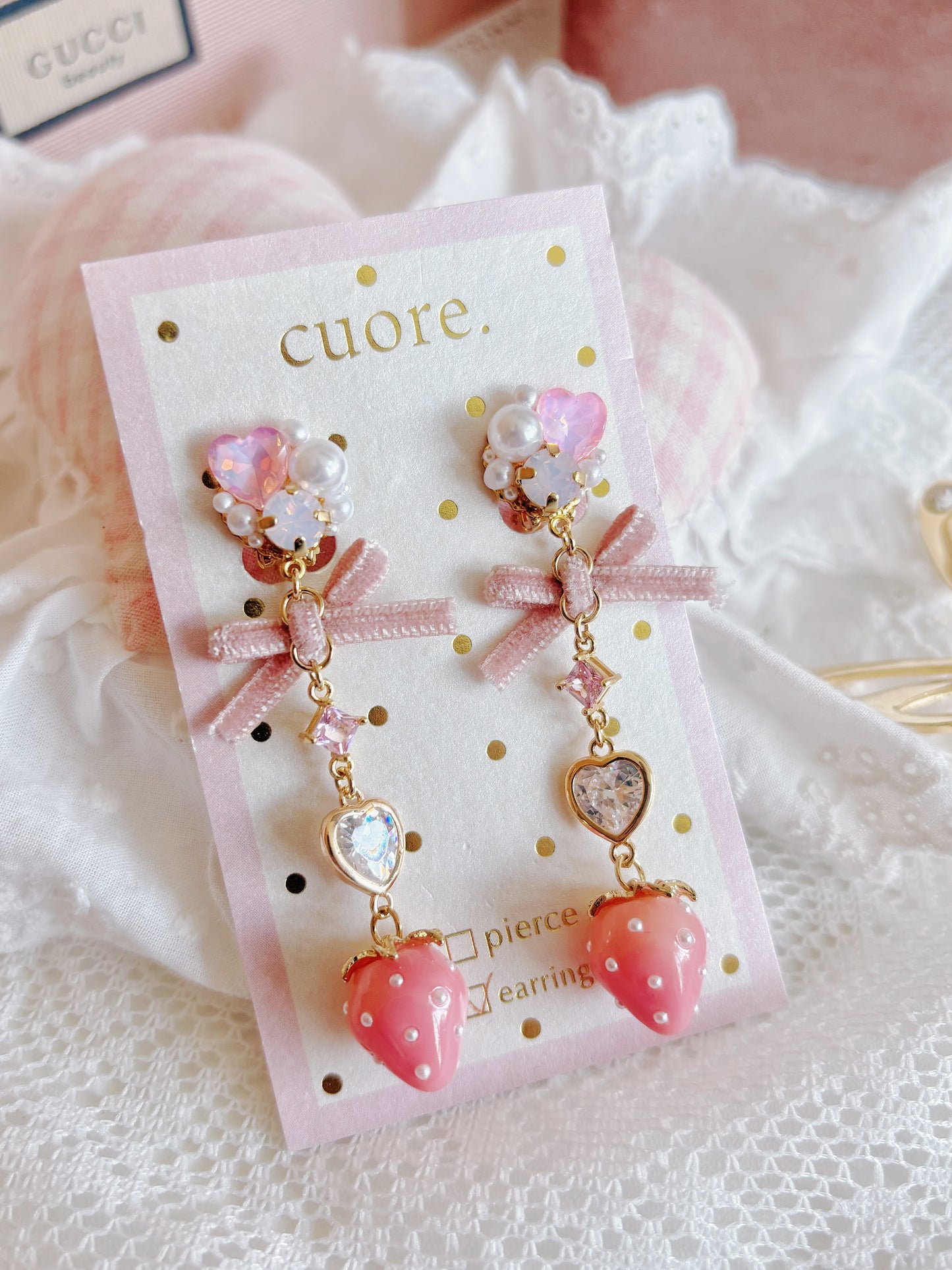 日本手工—蝴蝶結草莓水晶粉色耳夾￼