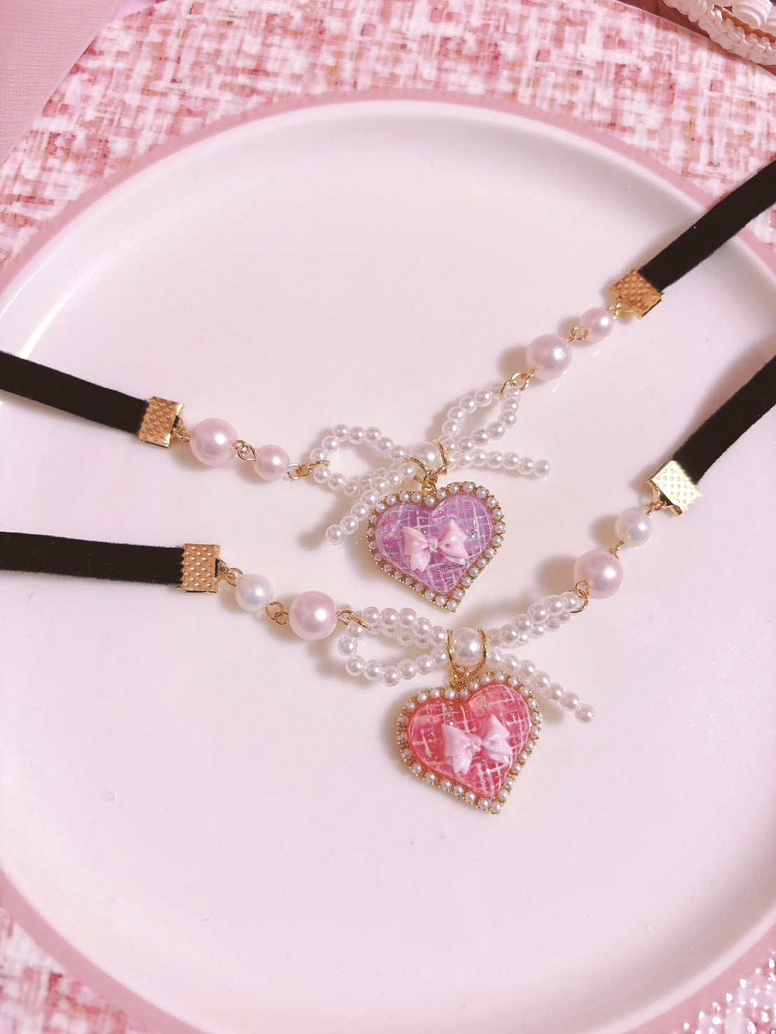 日系手繪心心絨毛短頸鏈